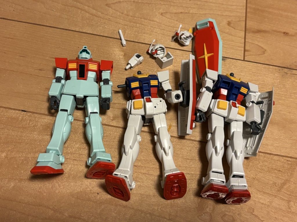 リユースストアでジャンク品で購入。3点でワンコインでした。武器やら手首やらかけていたので、折角なのでミキシングしてリペアしよと思い、制作開始。、