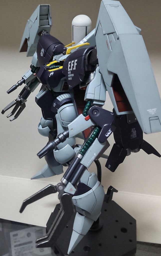 苦手な合わせ目消しと初めて肉抜きを埋めたりと地味な作業が多くてなかなか作業が進みませんでした