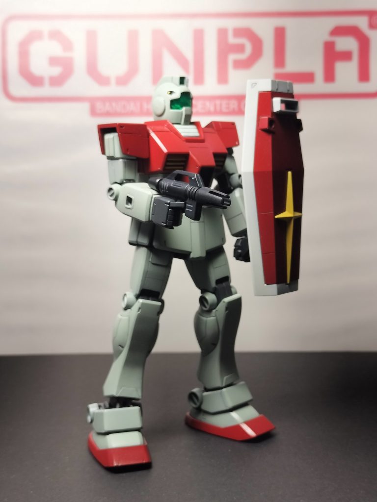 グリップ可動化もポーズに多少貢献してます