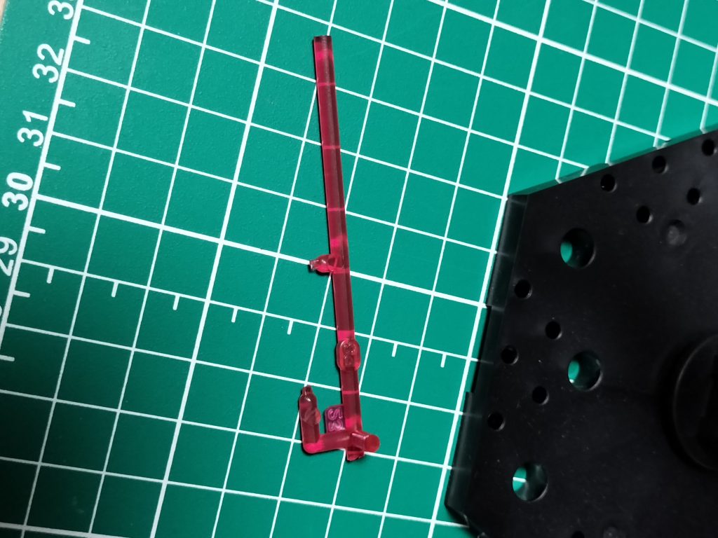 ビームサーベルのランナー取っといて良かった。。。