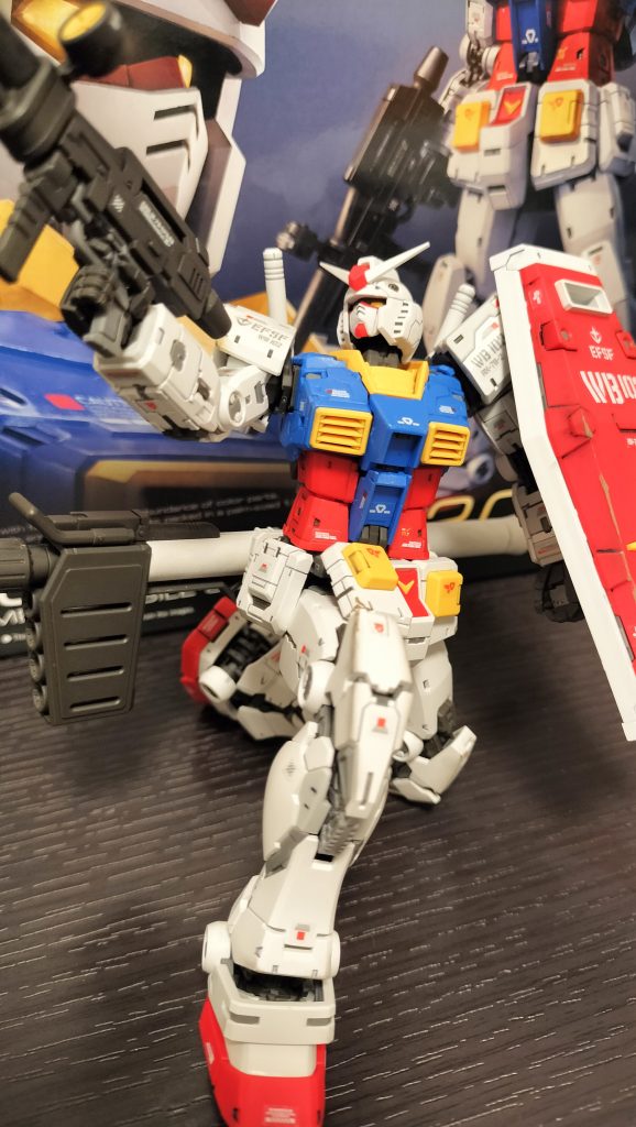 でも、かっこいいので、仕事の机に飾っています！