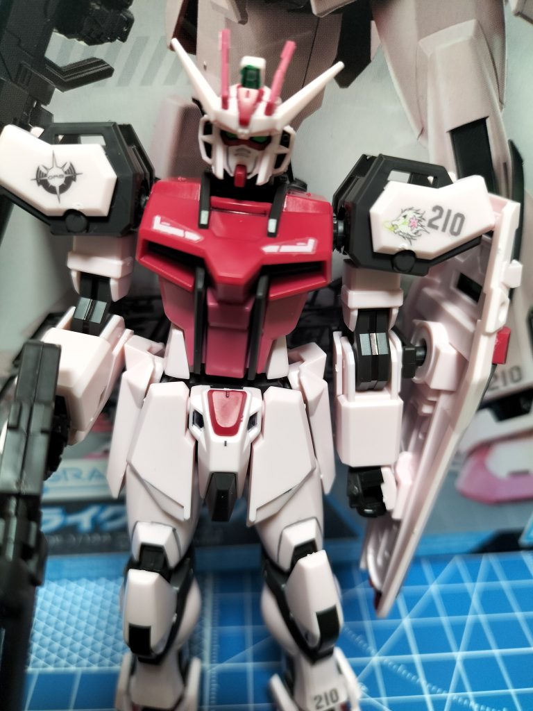 ストライクルージュ–4枚目/制作者：F90