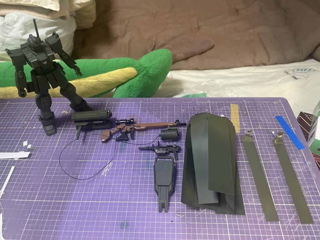 おまけ 一覧武装・装備ロングレンジ・ビーム・ライフル(エネルギータンク供給方式)100mmマシンガン(デュアルマガジン)ミサイルランチャーショートシールド迷彩布