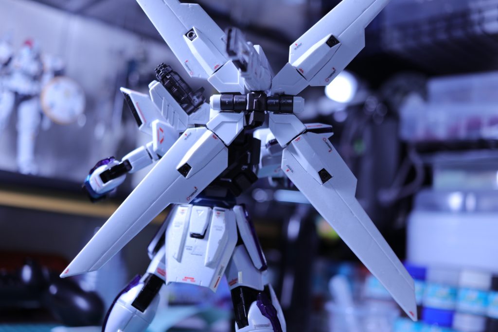 サテライトキャノン背部から