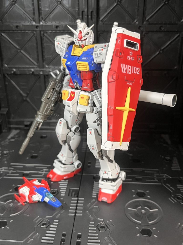 ガンプラ 作りの難しさは重々思い知っていますが、今回、GUNSTAデビューをさせて頂き、投稿をする為、ポージングをしての写真撮影や言葉で表現することって本当に難しいということを思い知りました。今後、精進して参ります。長々とすみません。最後までご覧頂きありがとうございました♪