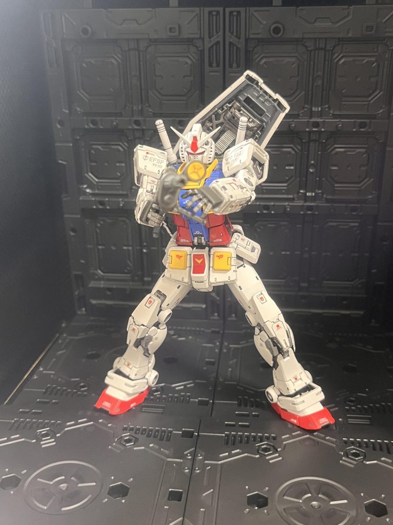 RG RX-78-2 GUNDAM Ver2.0–3枚目/制作者:Sunny