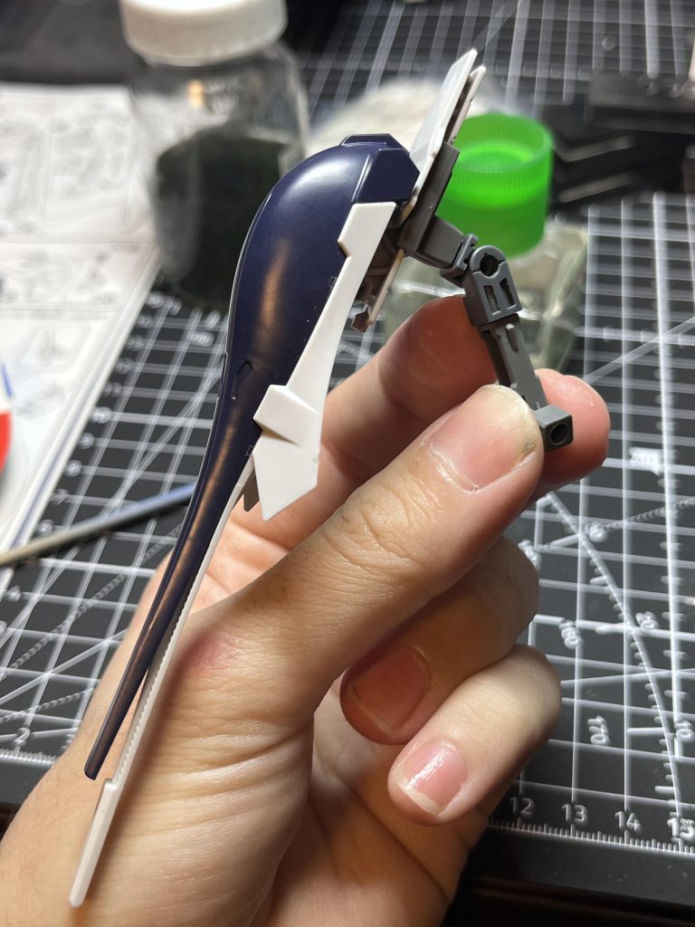 一部加工も。ウィンチキャノンの基部が上下に動かず、破損するかもしれないなと感じたので30msのジョイントに変更しています。ここ動かないのはなかなかストレスでした。