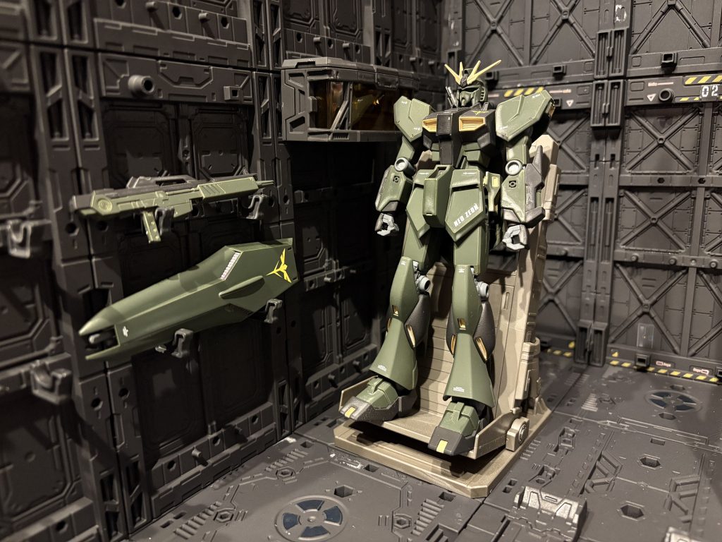 ネオジオンにνガンダムが鹵獲されたら–2枚目/制作者：koshi