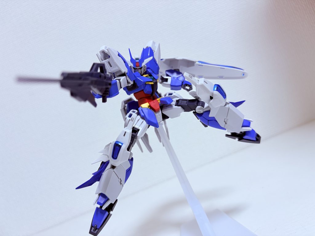 簡単な射撃ポーズ。可動域はやっぱり大きくてすごく楽しいです！