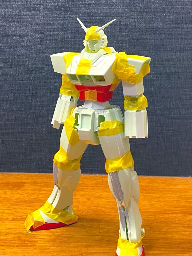 使用キットは1/60ガンダムのみ。関節は汎用部品からで、部品取りのキットも無し。