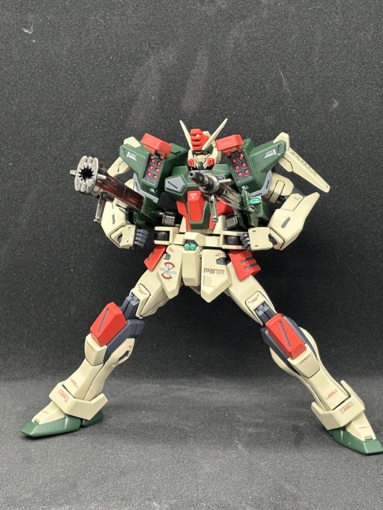 以下ポージングミサイル発射しながら両手撃ち