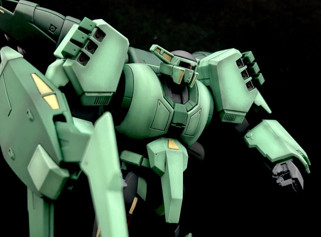 炸裂弾の弾頭は赤に