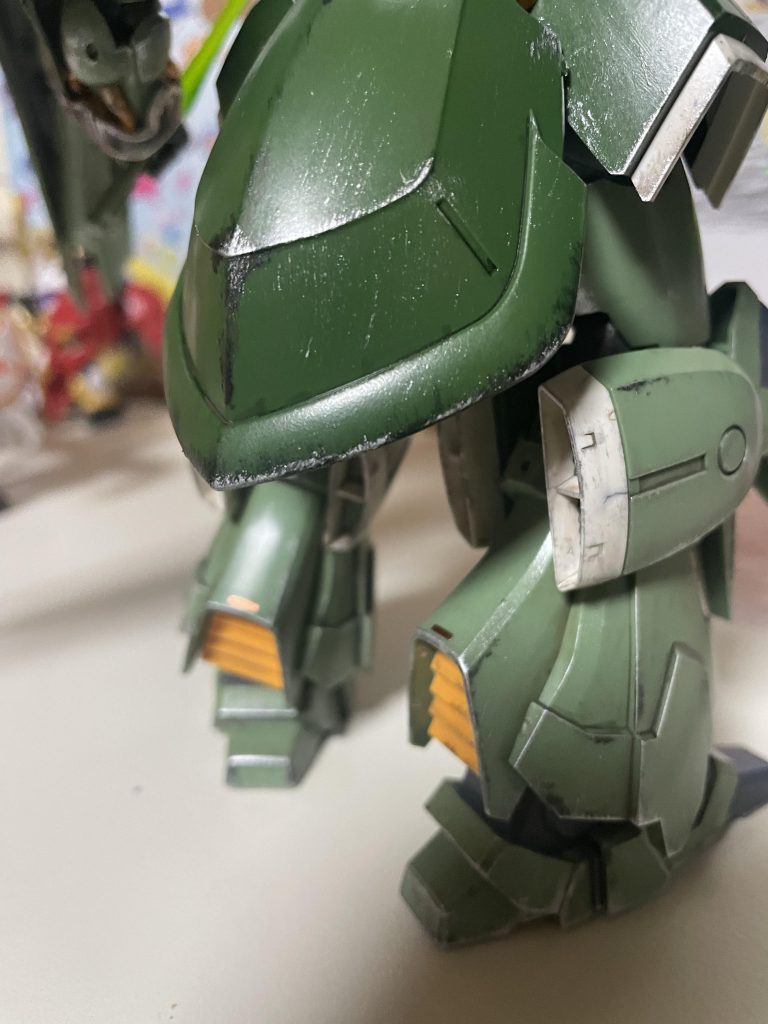 後ろは可愛くよごし(gundam-kao3)