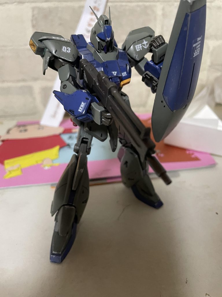 あまり汚しすぎないようしましたがんーって感じです(zaku-kao4)