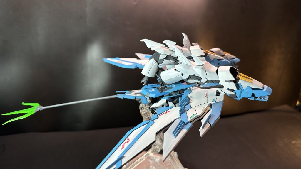 感想、追加パーツがシェンロンガンダムの武装、デカール、エピオンの脚部一本だけでお手軽に改造できましたメタルパーツや腕がある人はディテールUPをすることでもっと化けると思います。次はRGに挑戦かな？