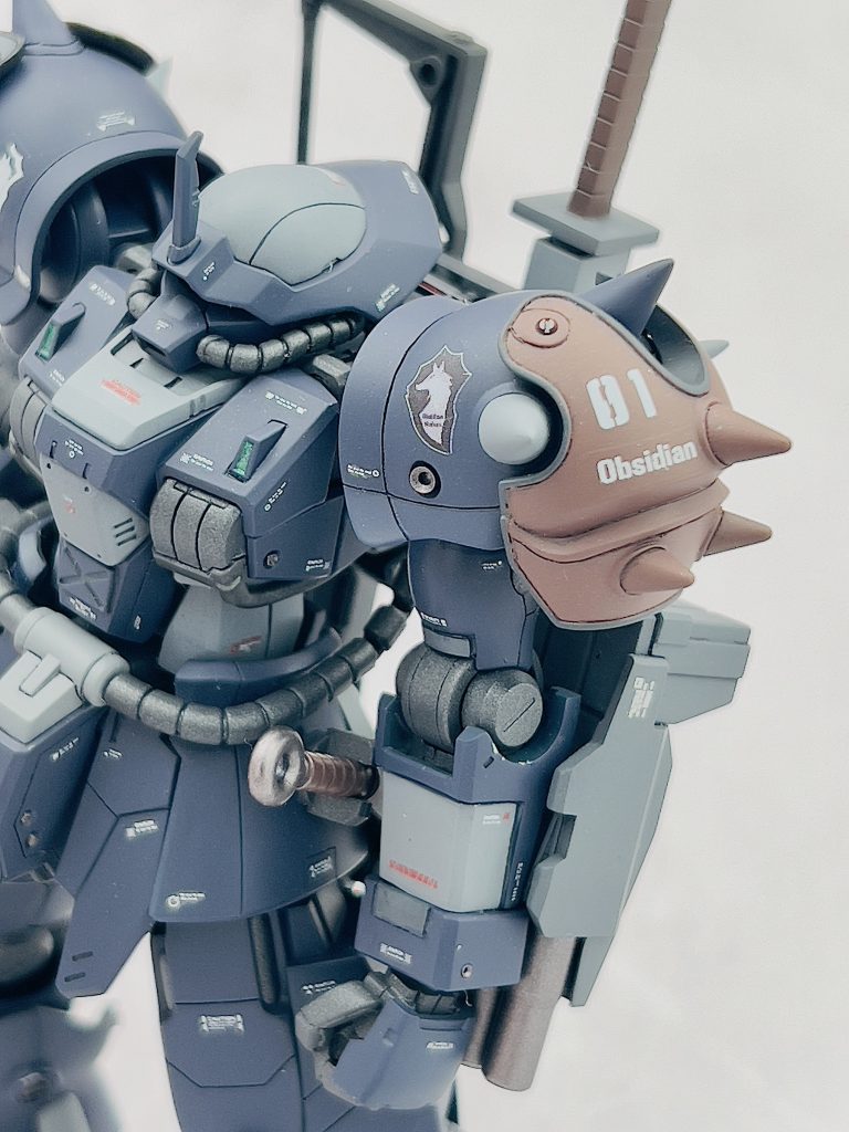 オブシディアン・ウルフのチームエンブレム。メンバーさんから描いていただきデカールの印刷屋に依頼し作成しました。