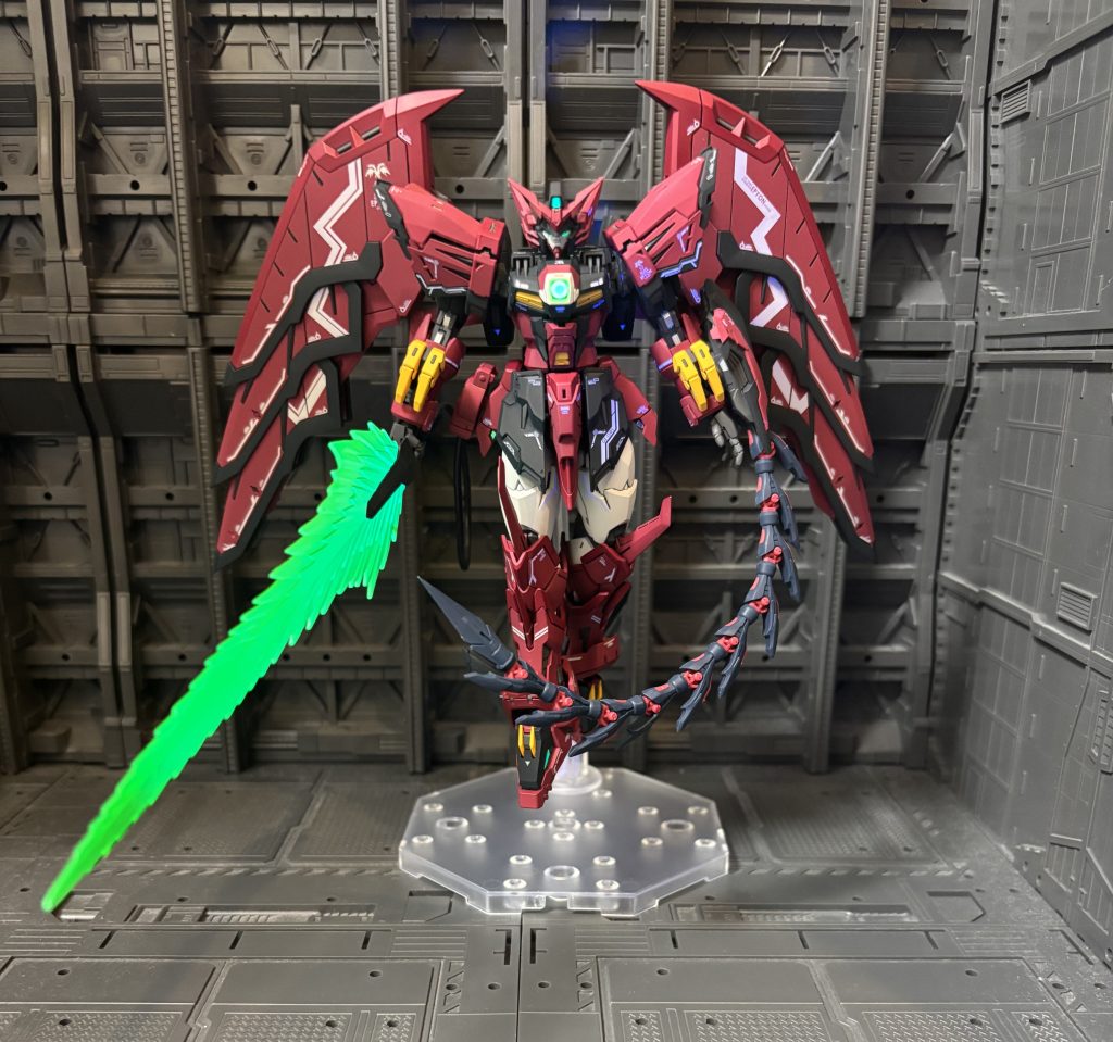 浮かせて光らせました。ラスボス感が半端ないです😁