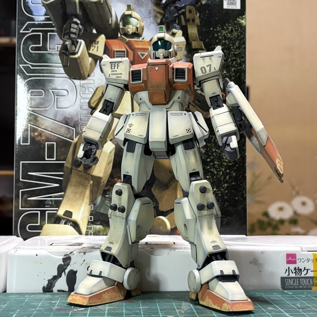 MG 1/100 陸戦型ジム　MAX✖︎グラデ✖︎ウェザリング仕上げ