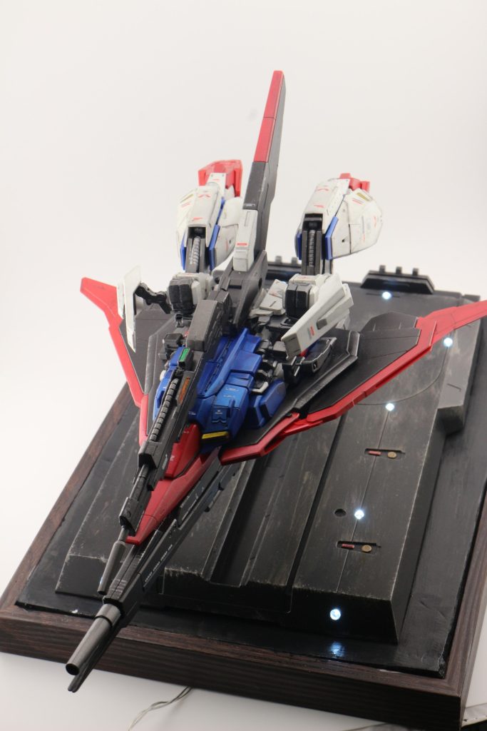 なので、変形はしましたが、不十分な変形のままで、ご了承ください