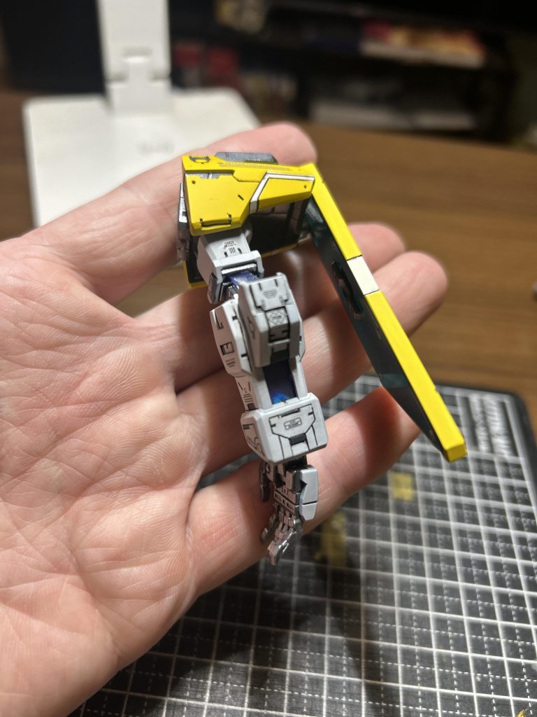 裏側頑張った割にはシールド付けたら見えなくなる😂