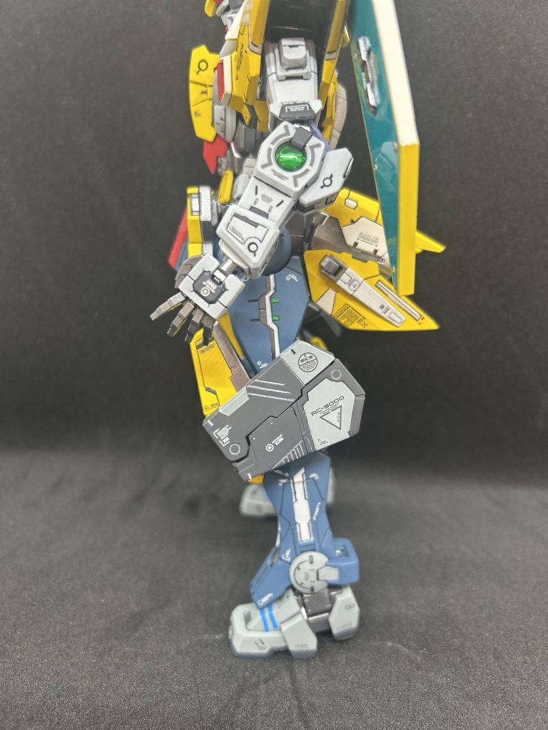 覚えたての『伸ばしランナー、からの丸モールド』をここぞとばかりに追加しました🫡