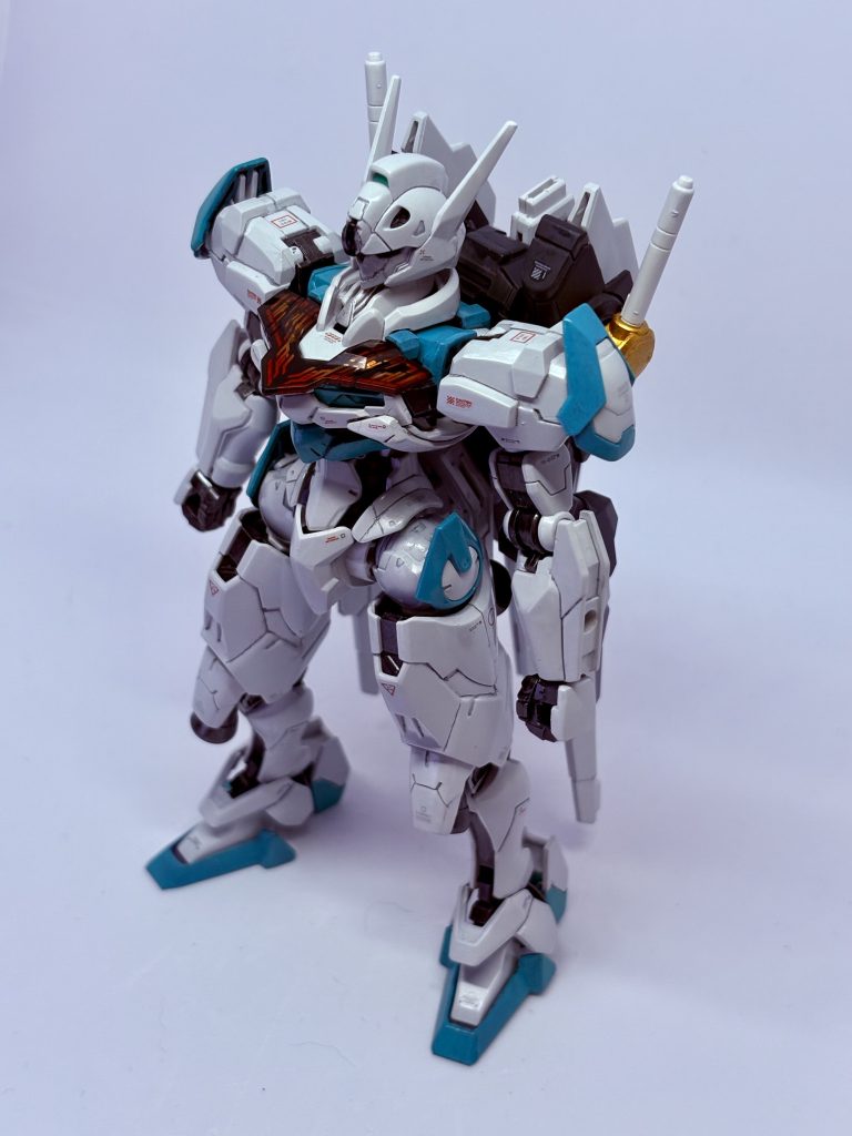 緑系は差し色に金が似合いますな。--以下制作過程--