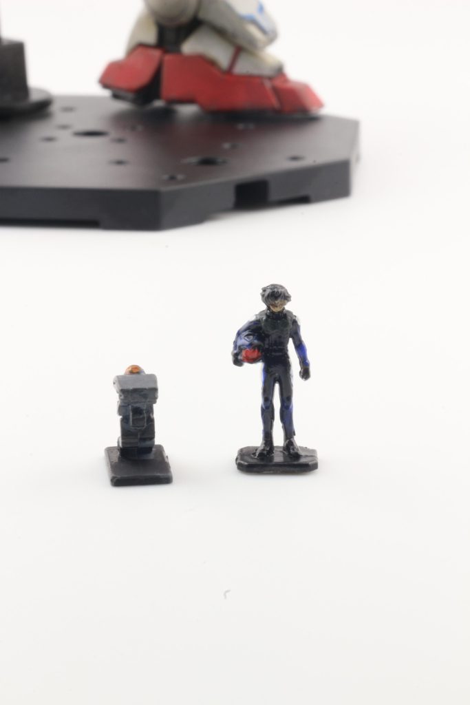 刹那とカレルは、いつものルーペと爪楊枝で塗装しています。最後までお付き合いいただき、ありがとうございます。