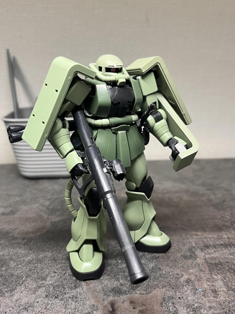 バトオペ版はマゼラトップ砲を持っていますが家には無いのでバズーカを持たせてます。