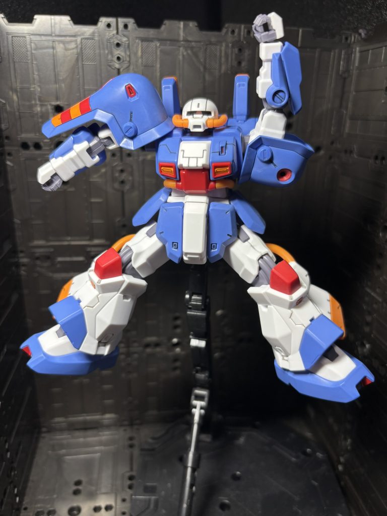 ホビー・ハイザックと言えばこのポーズかな?(゜-゜)今回もご覧いただき有難うございますヾ(*´∀`*)ノ次回はサイコドーガかジム系のどちらかを作ると思いますので宜しければご覧いただきたく。