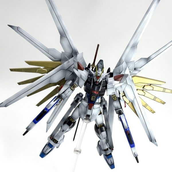 HG マイティストライクフリーダム