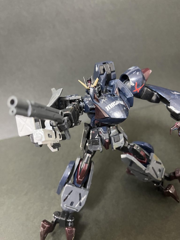 武装はショットガンや