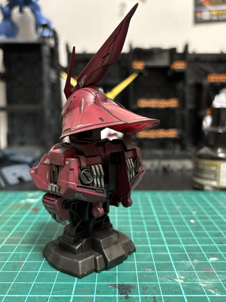 サフ無しでいけるかな？と軽い気持ちで塗り始めましたが、最初は色が透けて大慌て😂なんとかここまで完成しましたが、クリアを塗るときはやっぱりサフ必要なのかなと改めて思いました笑自分なりにいい感じになったので満足です☺️素敵な贈り物をしてくださったお友達に感謝です☺️❤️