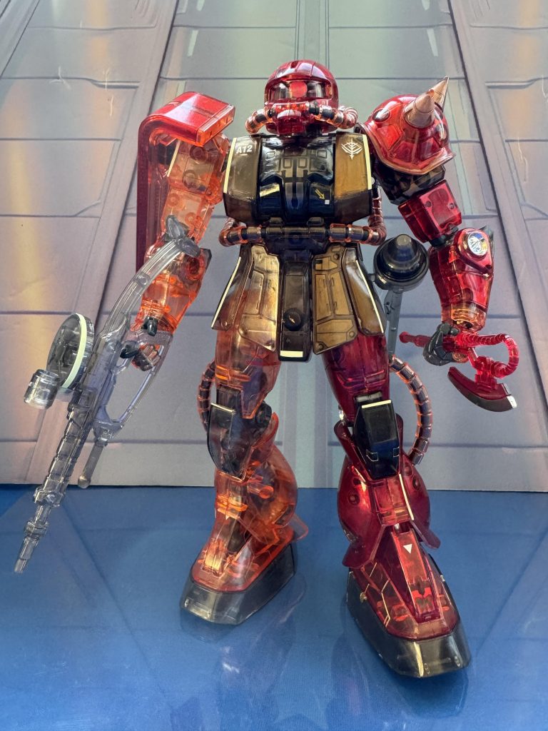 ブックオフで発掘したので一部部品がありませんが　これでよしと。。裏側の造形や穴が浮き出るの好きです。ピンバイトとかもまだまだ勉強中なので、それっぽく見えるお得感です。