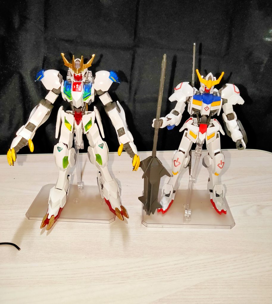 おちゃめなルプスレクスくんでした。バルバトス第四形態とツーショット。