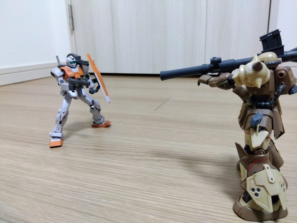 高機動ザク地上型(セルマ機)と。