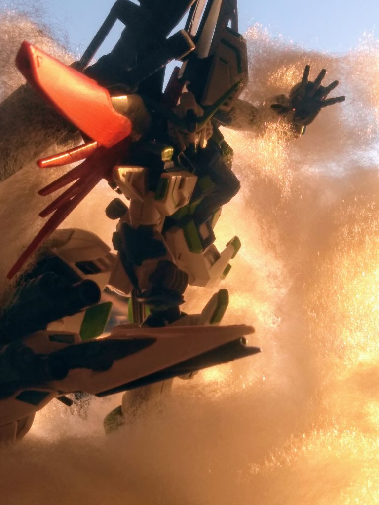 推しの『SC30様』が凄い作品を投稿してしまったのです❗Σ(-`Д´-;) ナンテコッタ ! パンナコッタ ! !https://gumpla.jp/mg/2204989ソウソウ!このショットは朝陽をバックに撮影しています。(/▽\)♪チョット!イロアイガ,キツイカナ?