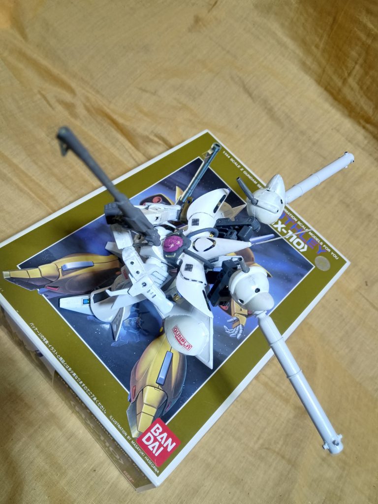 ・元々少なかった姿勢制御スラスターを可動スラスターポッドの増設で補う・MS形態では前に撃てなかった背部ビームキャノンを可動式に・背中の放熱板に推進器の追加・腕部の延長・尻尾に隠し腕的なビームサーベルを追加