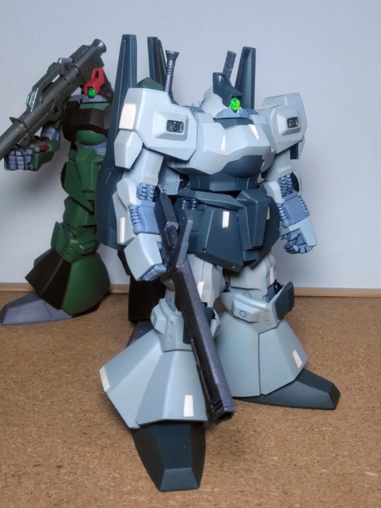 0083 年 12 月 4 日『ティターンズ』が発足0085 年 7 月 31 日『30 バンチ事件』が勃発。0085 年 9 月 8 日 『グリプス２』が『サイド７』にて建設開始。0086 年 2 月 6 日 『アクシズ』が地球圏に向けて発進。   　　　　☝️今ここら辺👇 😁 0087 年 3 月 2 日 『ガンダム Mk-Ⅱ』が強奪される。 鬼畜のゴトキ行為を続ける『ティターンズ』は『一年戦争終了後』に再建され『グリーンオアシス』と改称した『サイド 7 』を拠点として行動している。その『グリーンオアシス』に『グリプス２』と、呼ばれる『コロニー』が併設工事されている現状。『先行生産型 リック ディアス』の運用テスト及び自身の練度向上を兼ねて『ギメ・イダナ 大尉』達は周辺宙域を偵察していた。だが！運悪く『ティターンズ』の哨戒部隊に捕捉され争いの口火をキル羽目に・・・ と、云うわけで妄想ζ 反旗を翻そう！  ver, ζ を、晒してイコうと思います😤今回は『RMS-099 リック ディアス』&『ギメ・イダナ 大尉』をご紹介 ✨😌✨