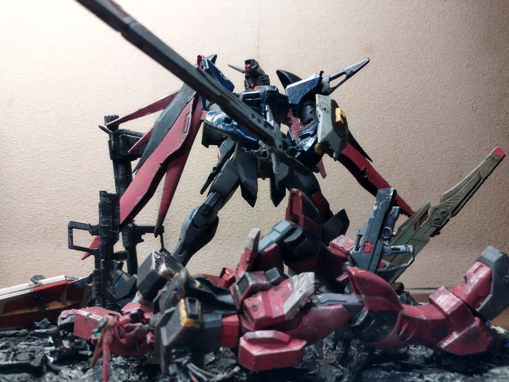 シン「 ビームは効かない！ルナは援護だ！」