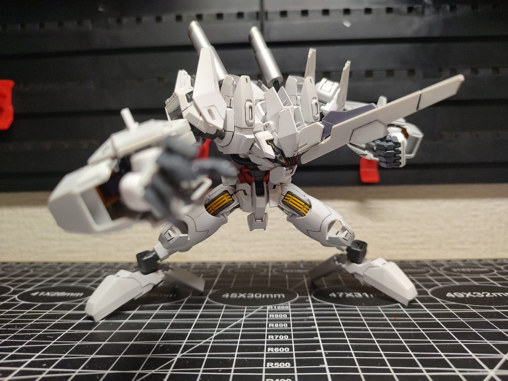 ベースがが水星の魔女シリーズだけあってグリグリ動きます🤔