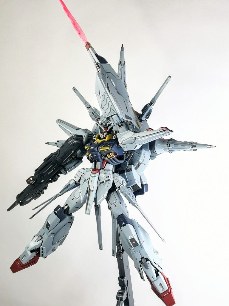 破損した軸のうち、強度の確保に必要な部分は2mmランナー棒で、軸穴は同径のピンバイスで復活させます。荒れた箇所の修繕と購入時の塗装落としを終えて、ようやく仮組み終了です。仮組みで実作業にして約1か月とかもうね\(^o^)/