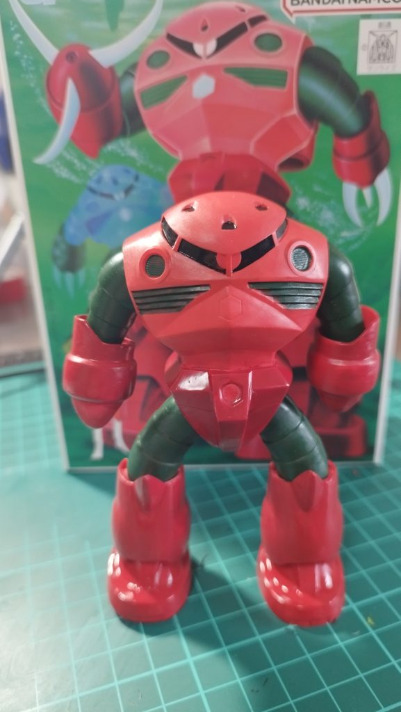 半塗装の状態、まっピンクです。デカール貼るかこのままか、検討中です。40数年ぶりのリベンジは果たせました。しかし、難易度高過ぎ。