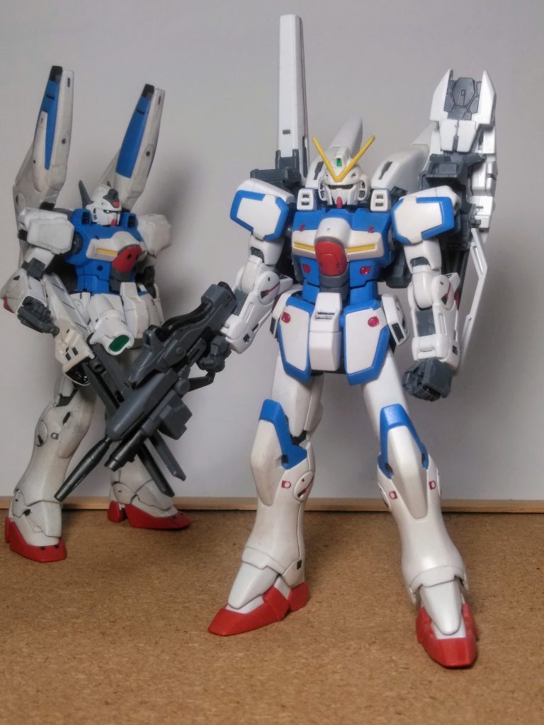 それでは本題❗😤💨フンス!!プレバンより発売の『セカンド V』😳オ~👏👏👏 この背負いモノに溢れる涙が止まらない😭💦💦 そして『V ヘキサ』には『オーバーハングキャノン』を授けましょう😃⤴️⤴️これでオクレはトラヌはず 🤣🤣🤣