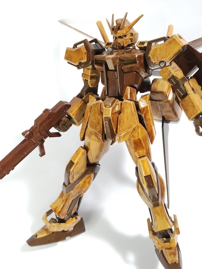 以上、ご覧いただきありがとうございました!木目調の塗装、想像の10倍くらい簡単・お手軽だったので本当におすすめです!表面の情報量が少ないタイプのキットとか、カープラモなんかコレでやってあげても楽しいかも!