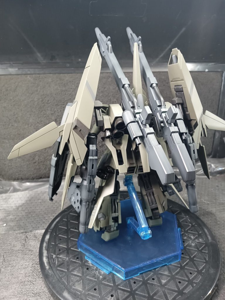 これだけバーニアがありスラスター出力もありそうですので　プロペラントタンクを付けたほうが良かったと思いました