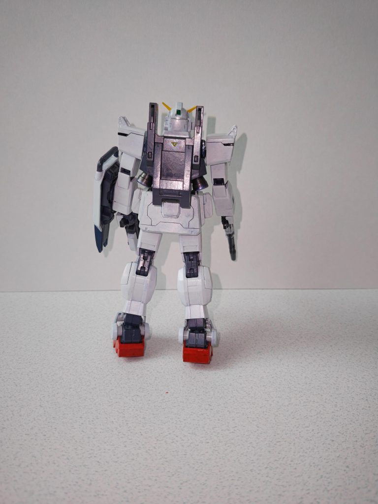 陸戦型ガンダム筆塗り–4枚目/制作者：匿名