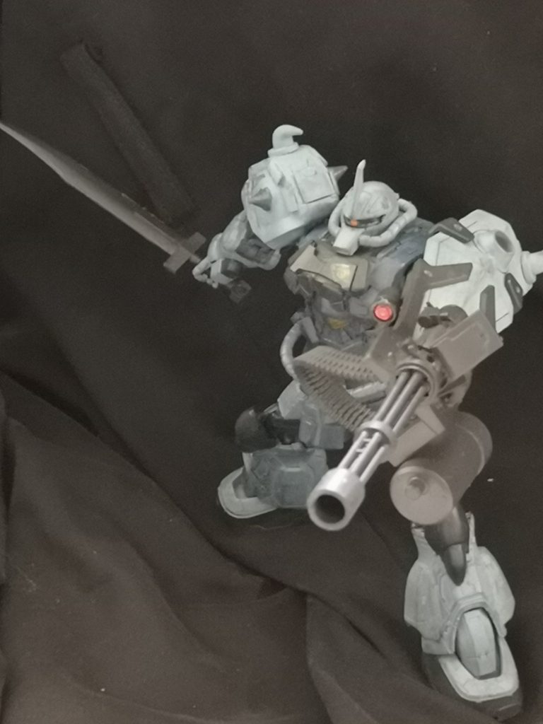 今回はごちゃメカ化したグフカスタムになりました。