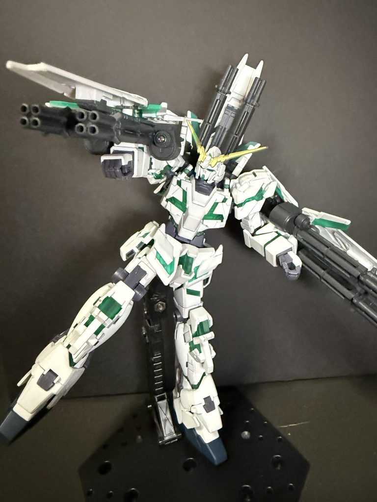 武器類のみ塗装してます 