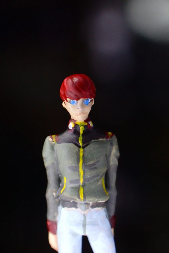 最初の顔。寄れるカメラで撮ったら怖い顔でした(笑)