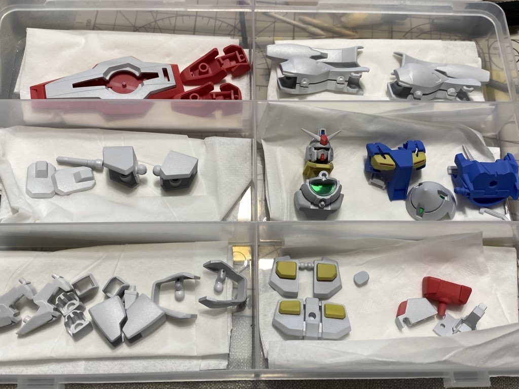 色調はF91ぽい感じかなぁ。わりと薄めにしています。